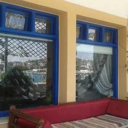 Poseidon Hotel 2*